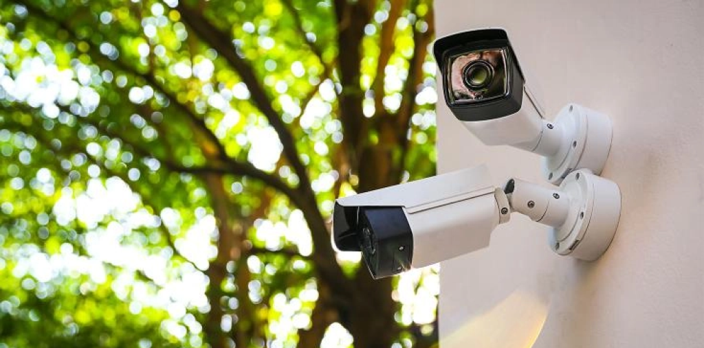 caméra de surveillance extérieur